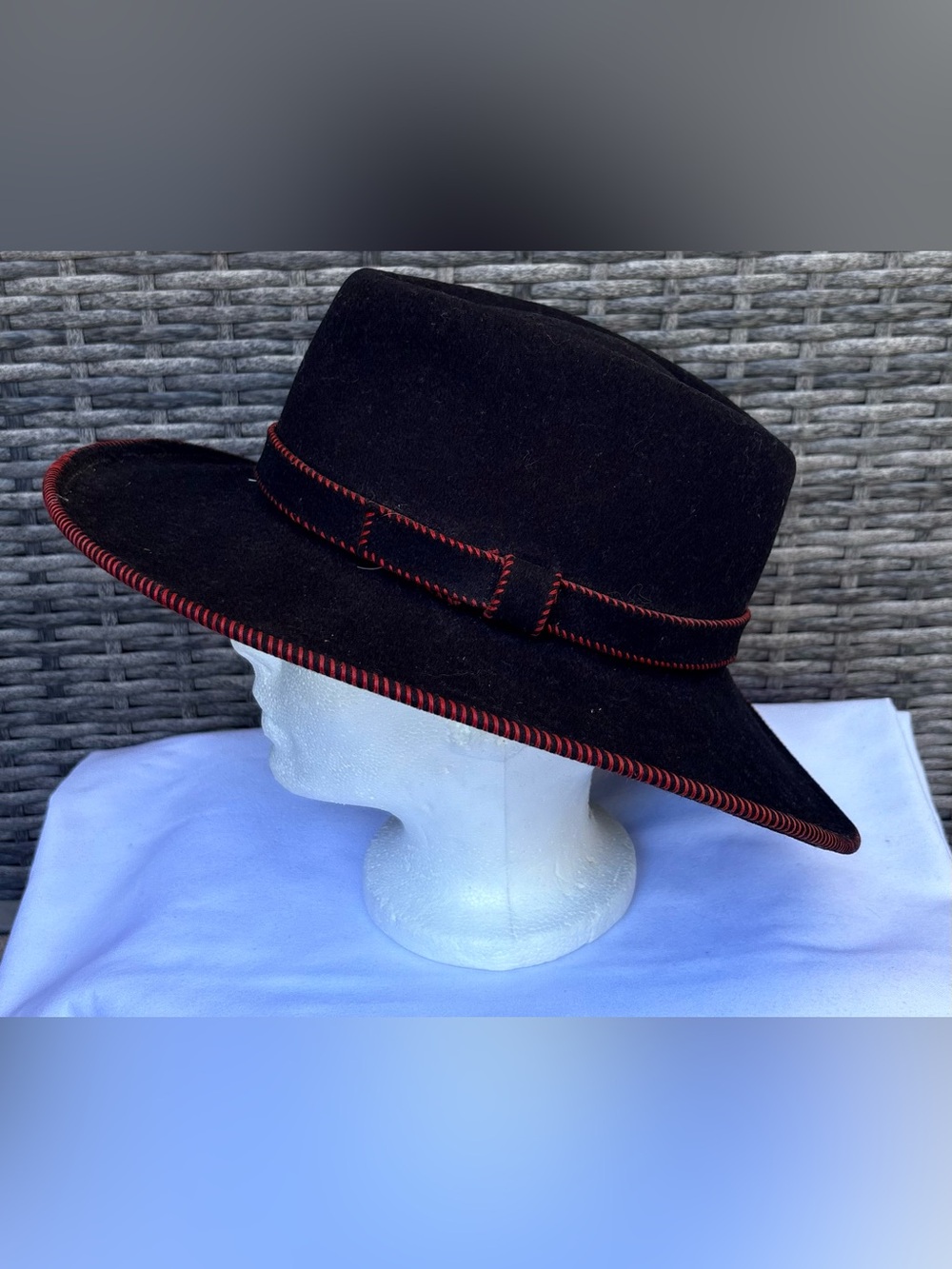 Scala 100% Wool Felt Wide Brim Fedora Hat Women Medium Black W/ Red Accents